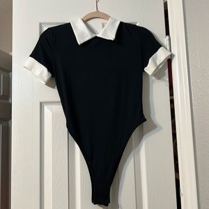Shein Contrast Keyhole Back
Bodysuit
